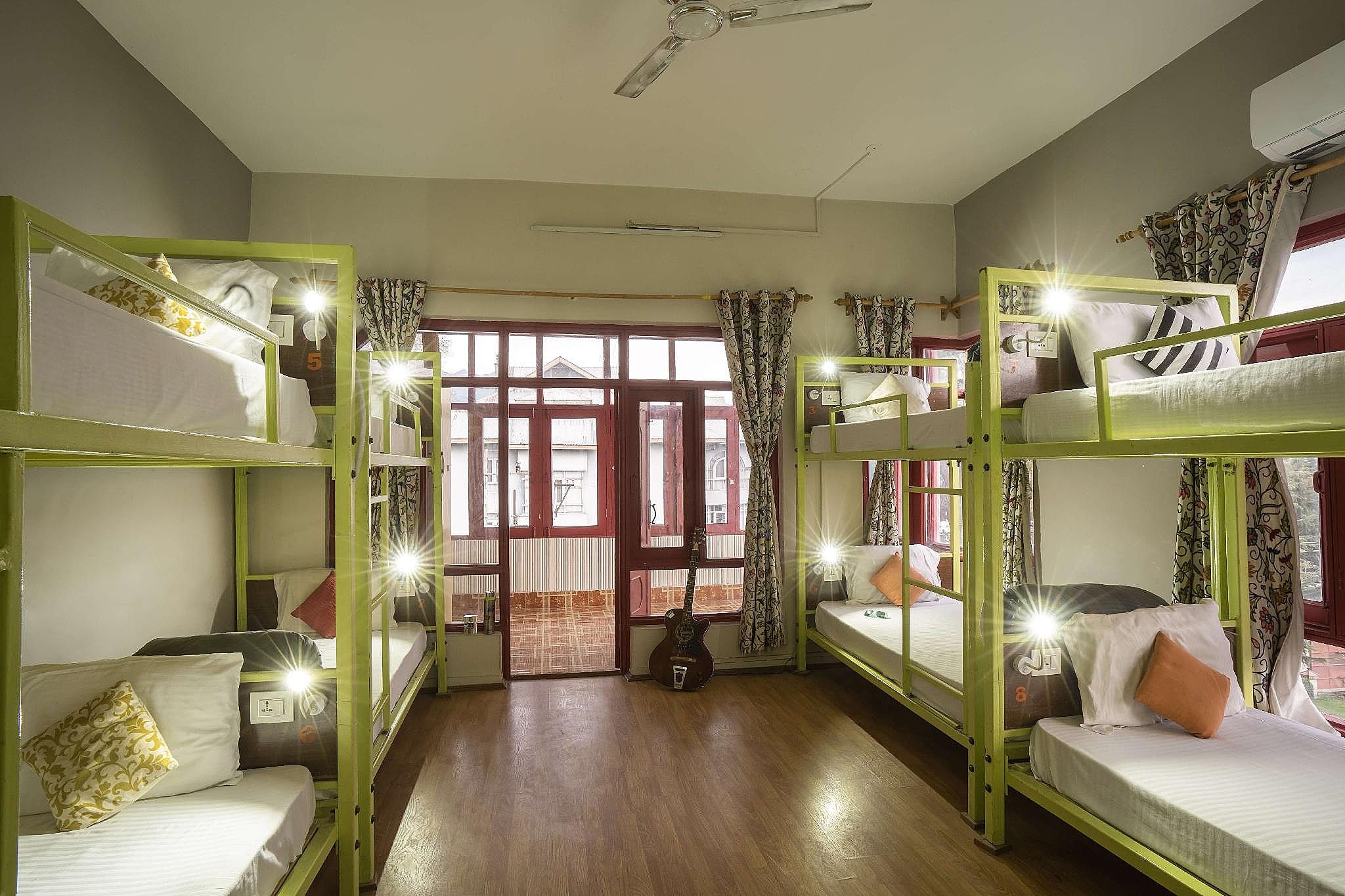 1 Person in 8-Bed Deluxe Dormitory - Mixed