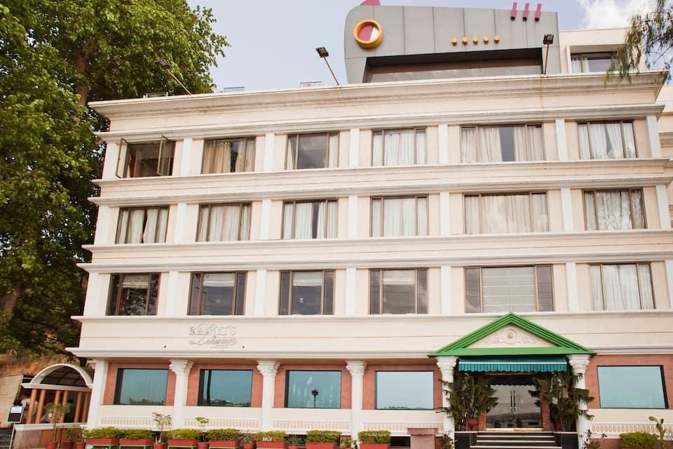 Hotel Ranjits Lakeview