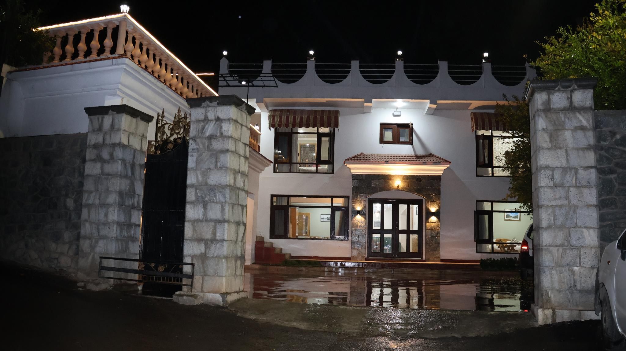 Hotel Exterior