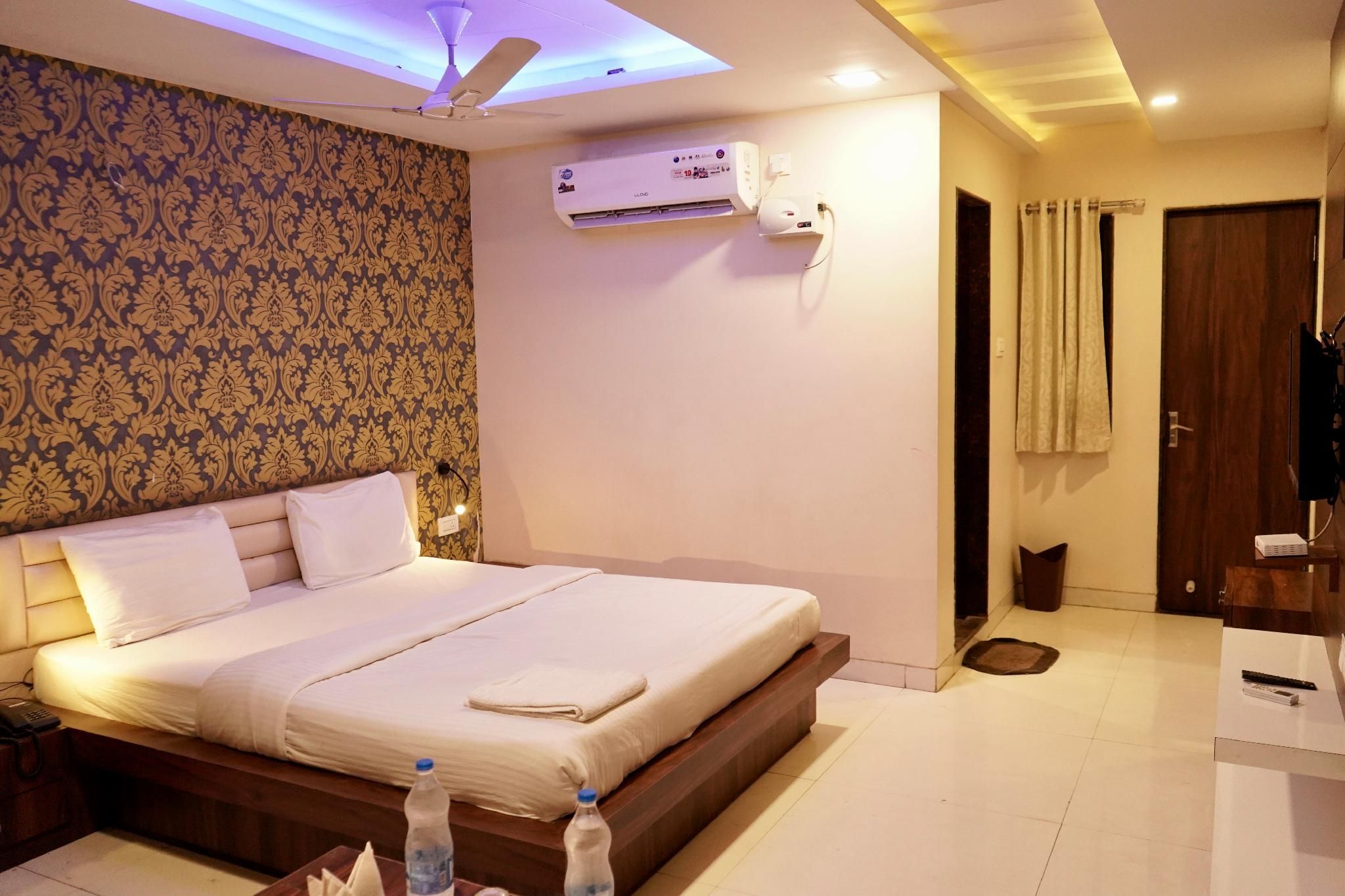 The Suite AC Room