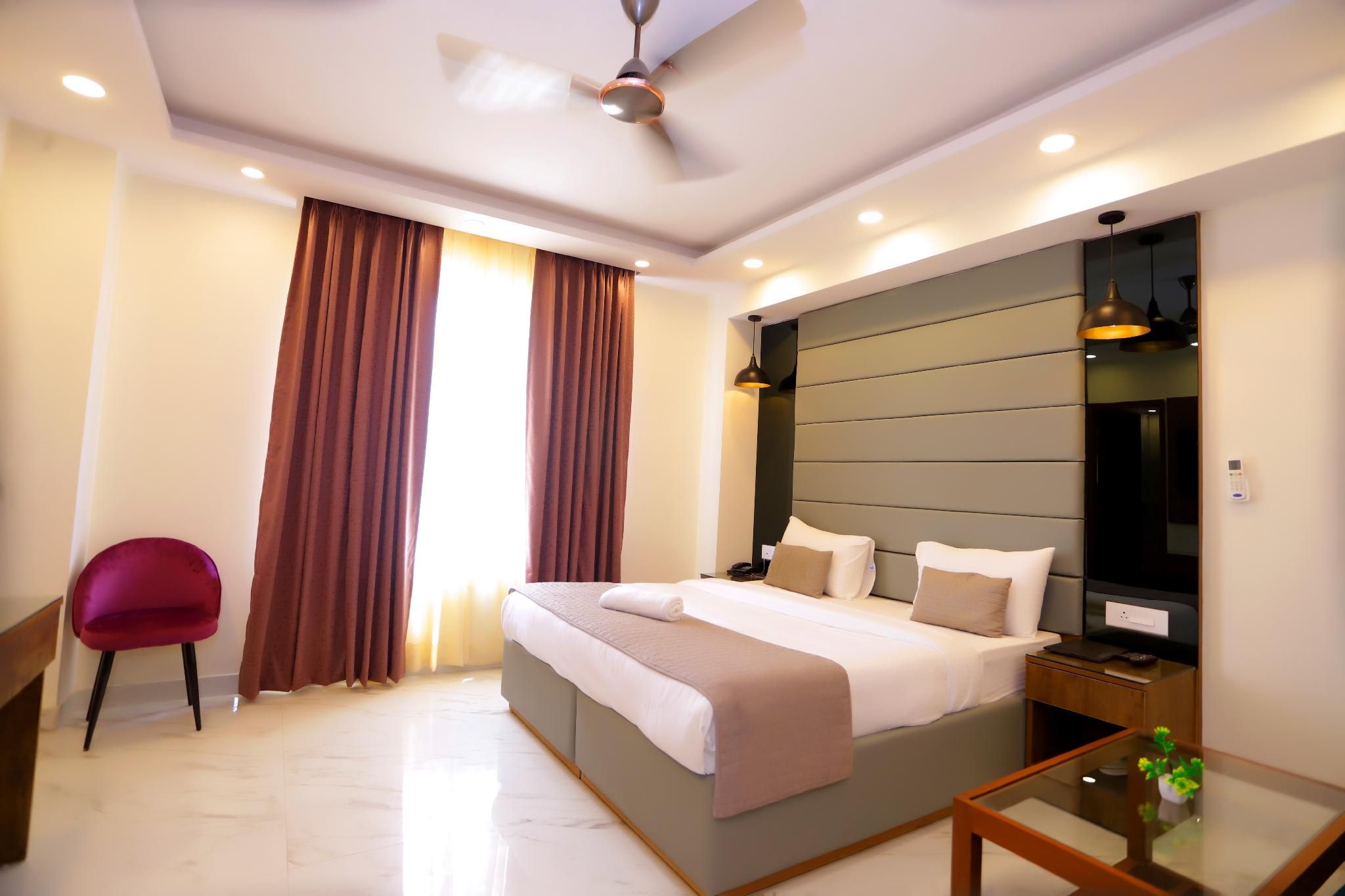 Executive Room