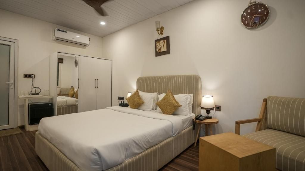 Prive by Whiteflower Standard Room 3