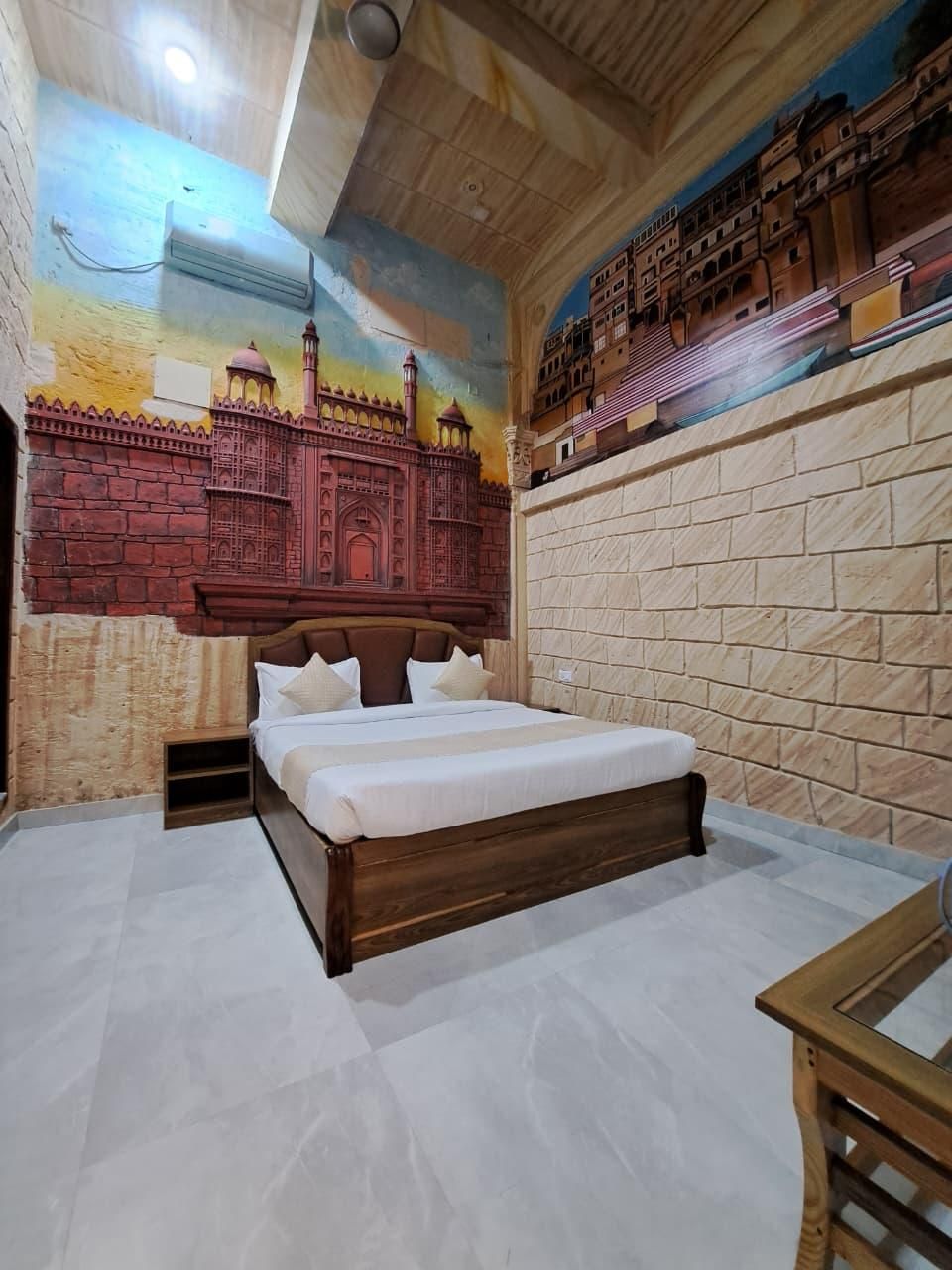 Double Bed -- No Window