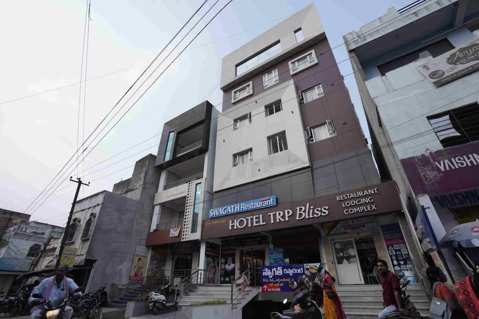 HOTEL TRP BLISS 