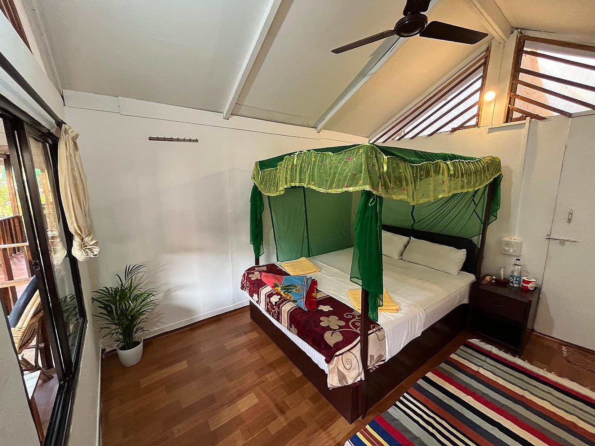 SONHO DO MAR Beachfront Hut 2