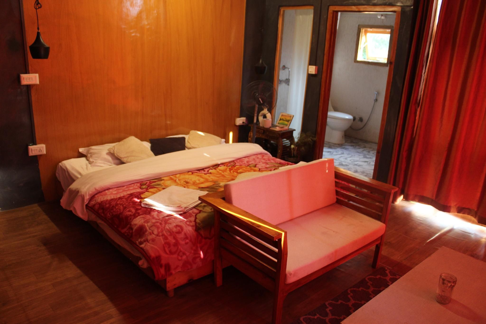 Deokso Room