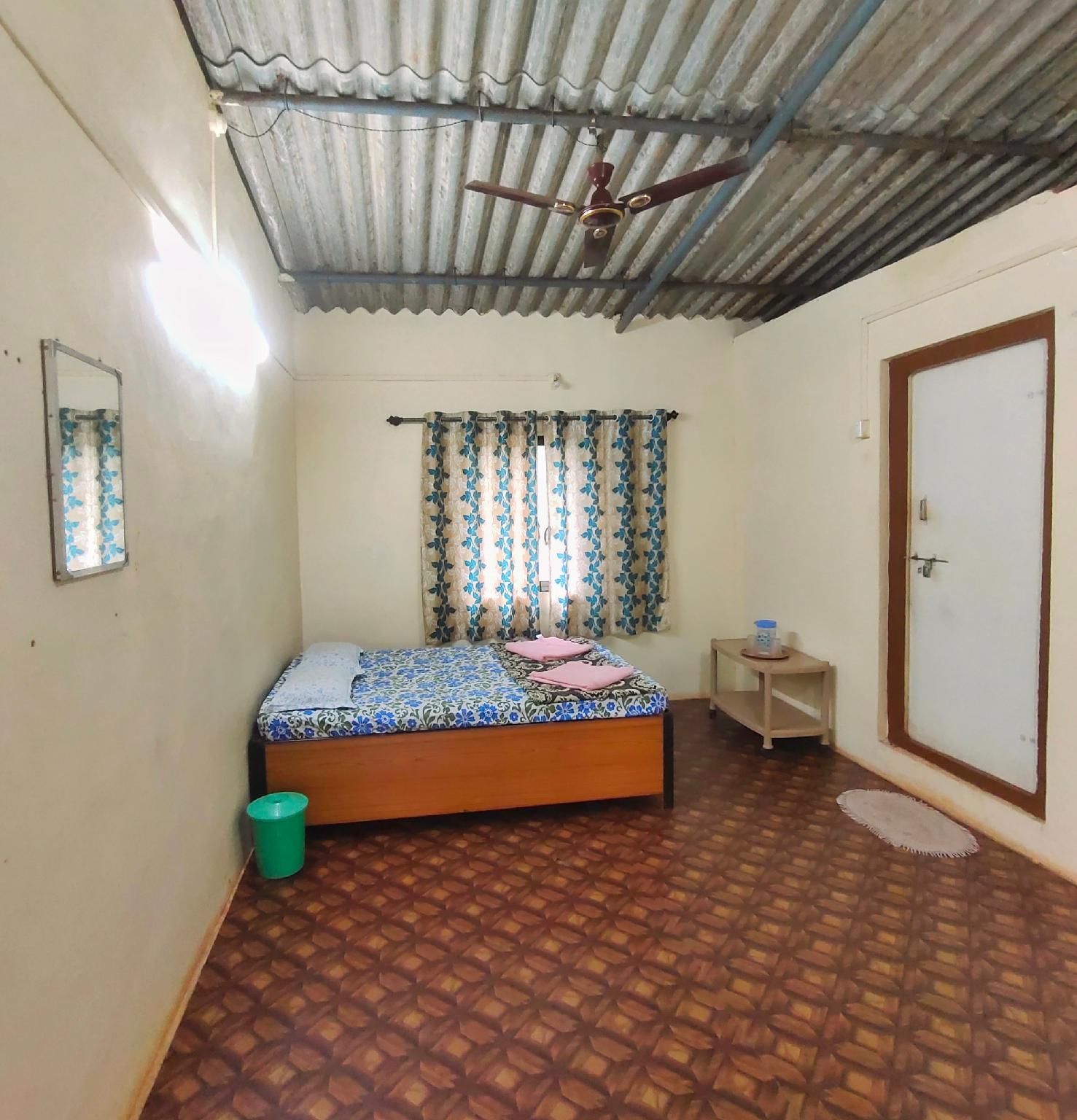Standard Air Conditioning Room