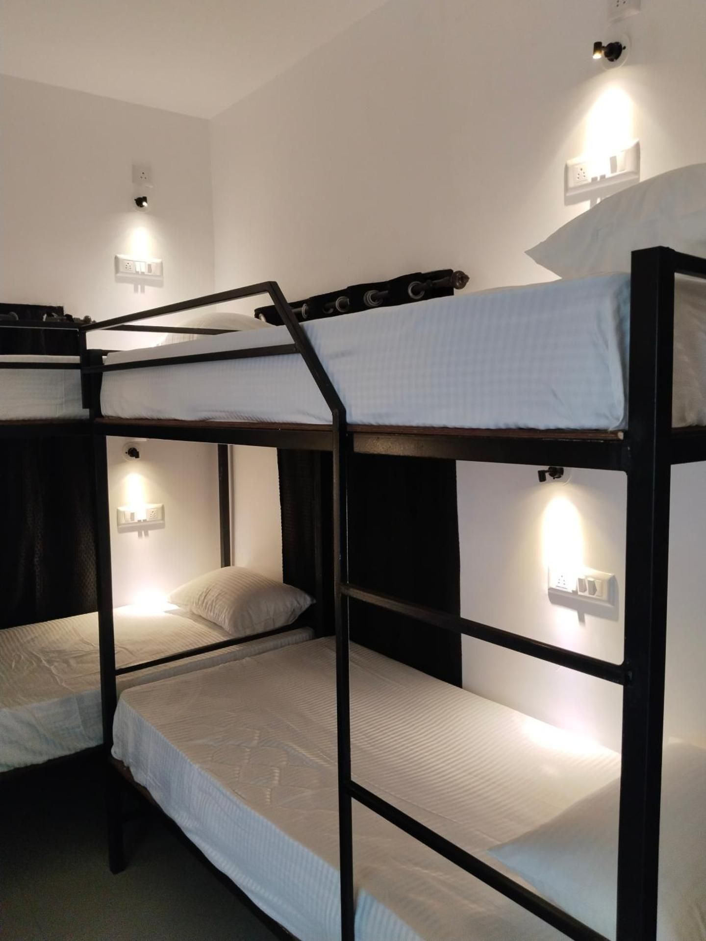 Standard 6 Bed Dormitory