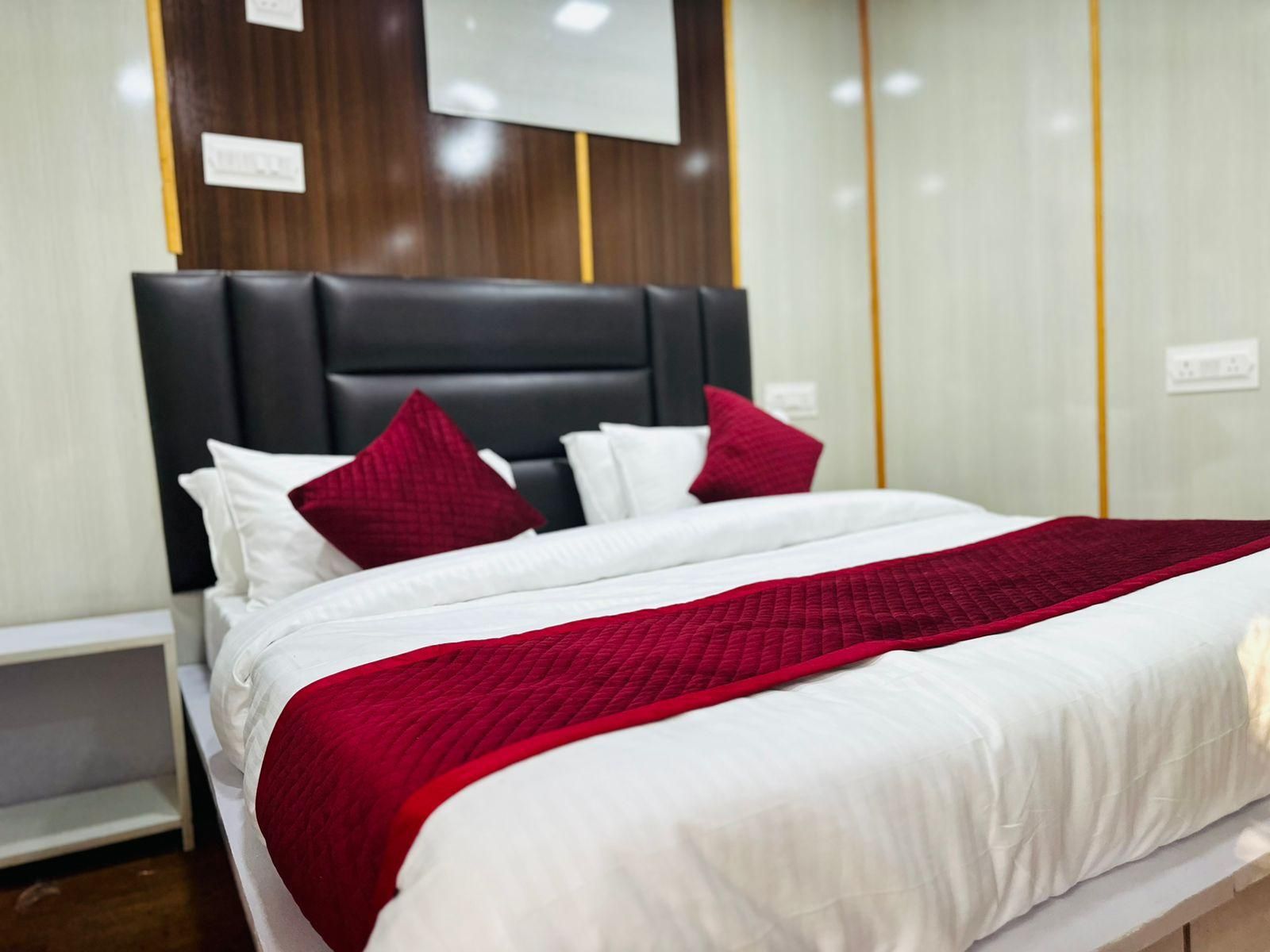 Deluxe Premier King Room