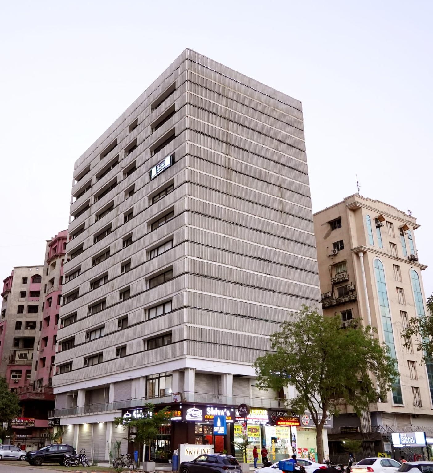 Hotel The Grand Heaven 