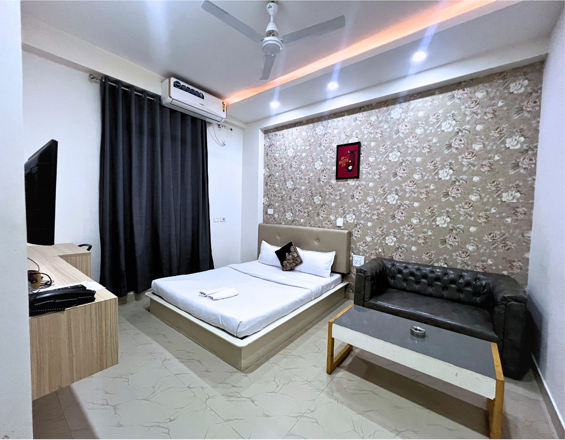 CITRINE HOTEL Double Deluxe Room