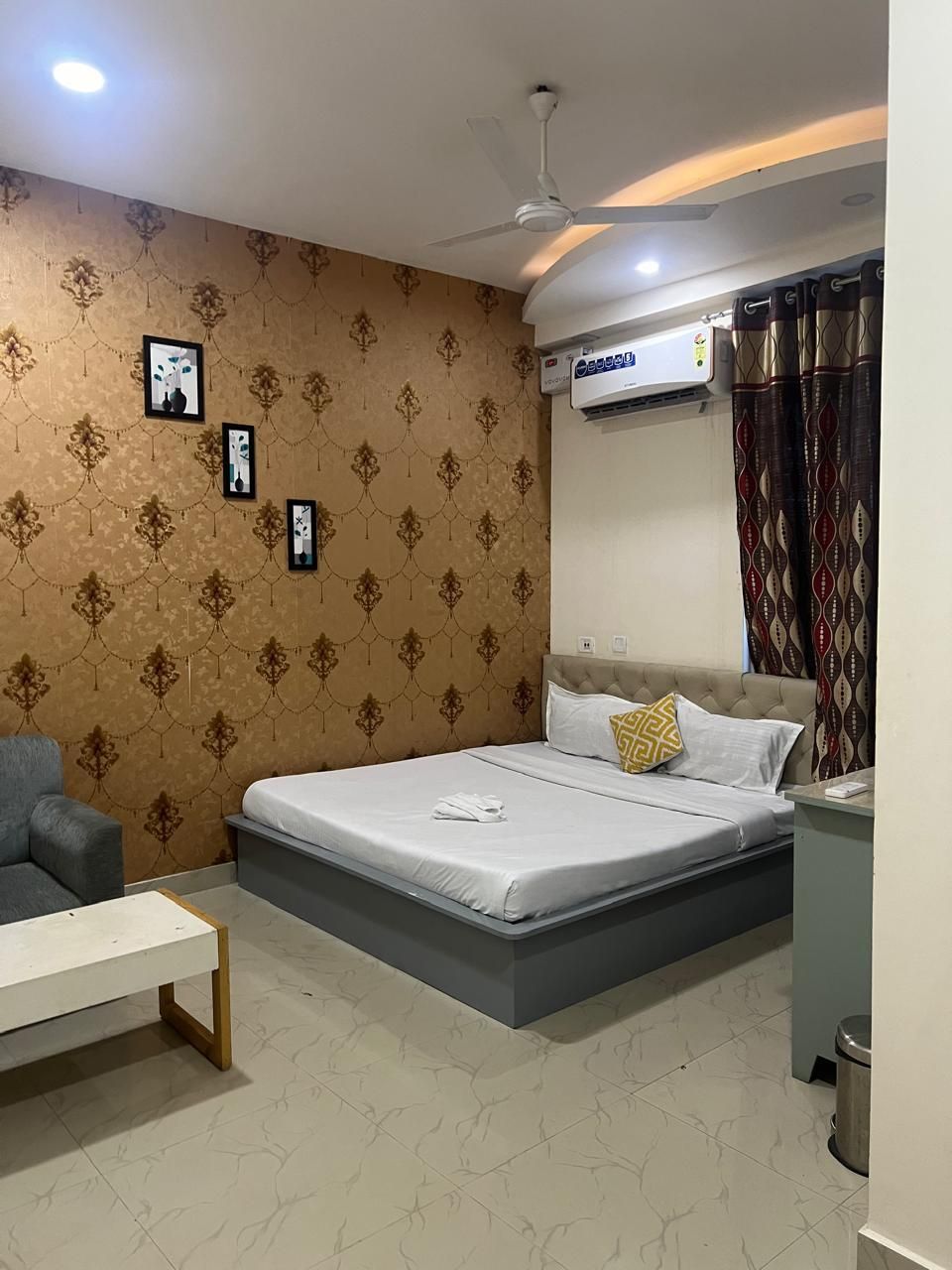 CITRINE HOTEL Double Deluxe Room 2