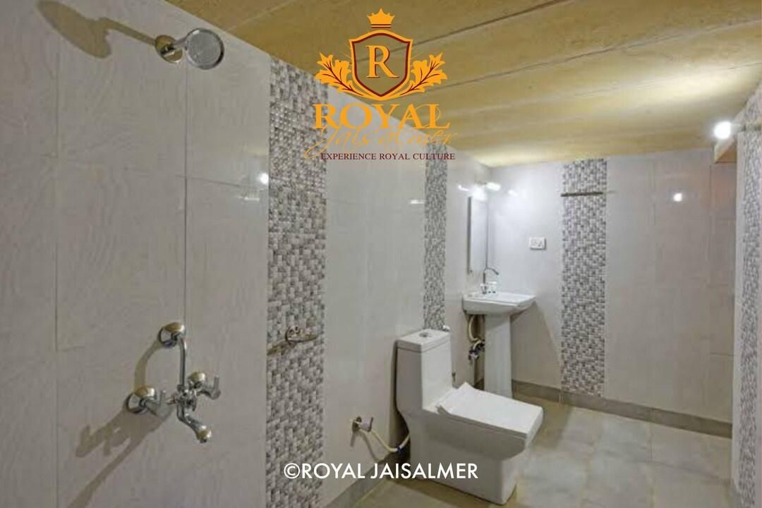 ROYAL EMPIRE RESORT JAISALMER Luxury Tent
