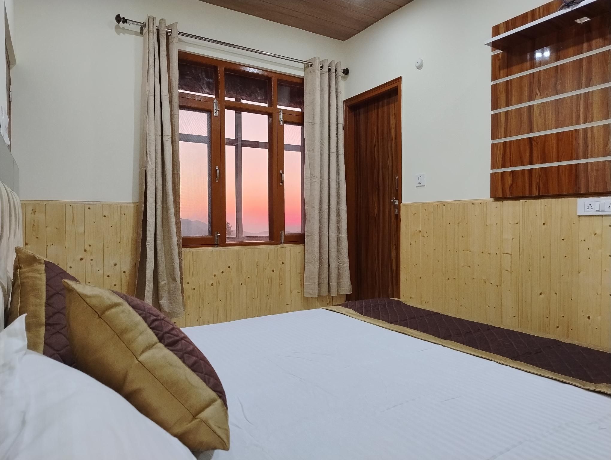 Standard Room 104