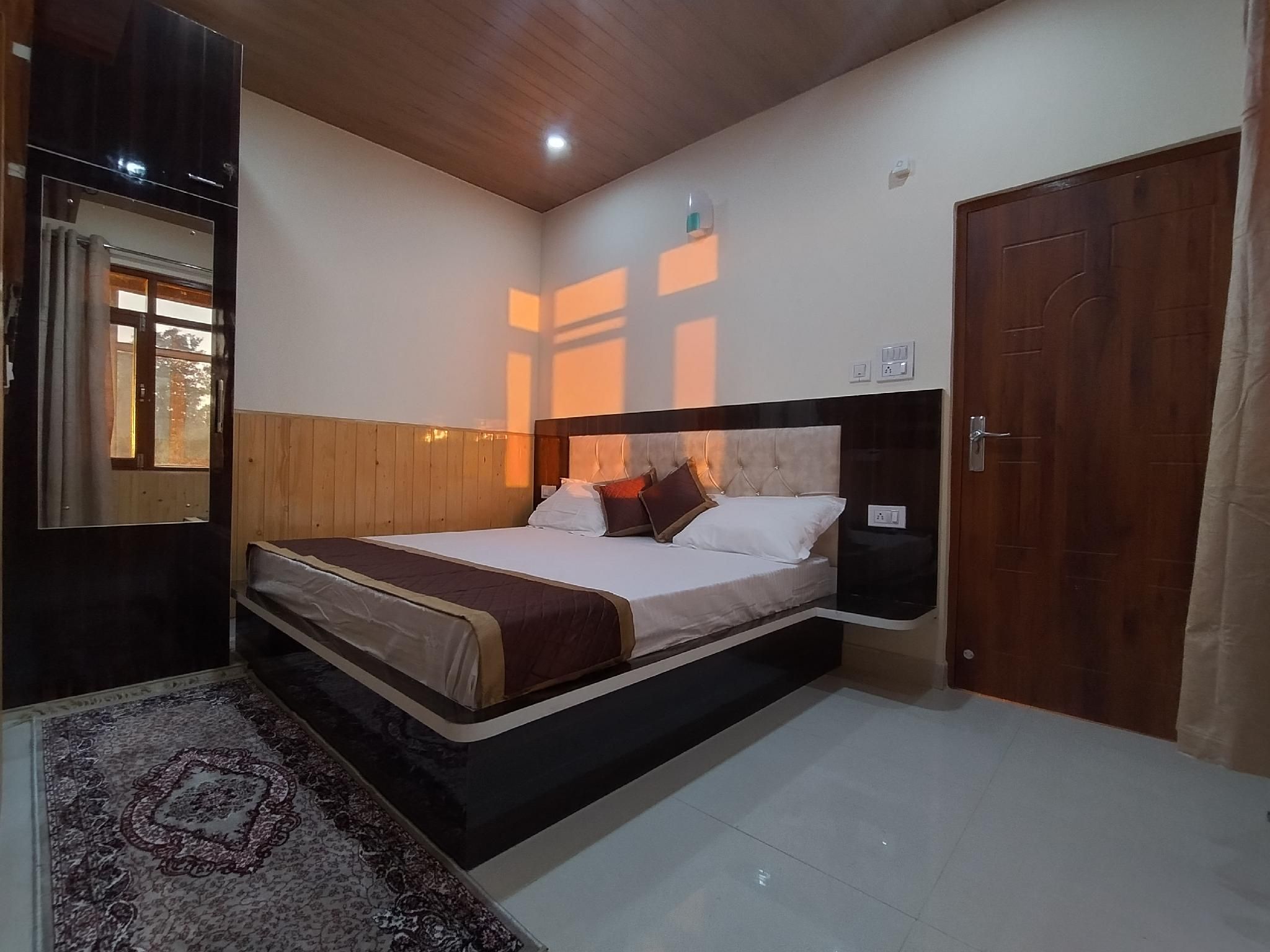 Standard Room 104