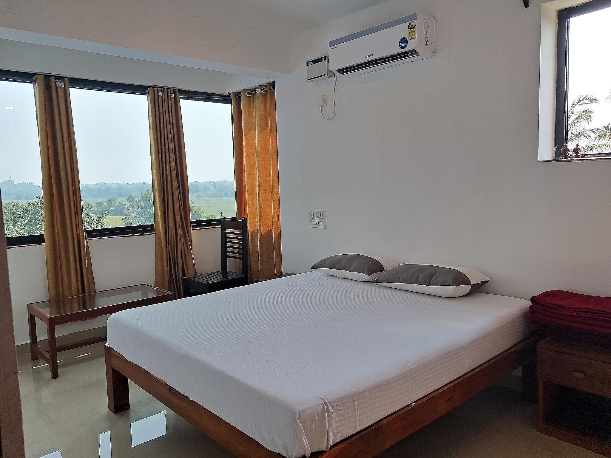Super Deluxe Air Conditioining Room