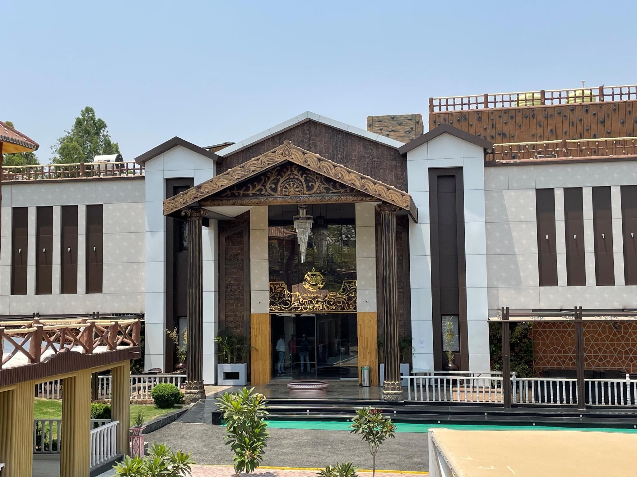 Hotel Exterior