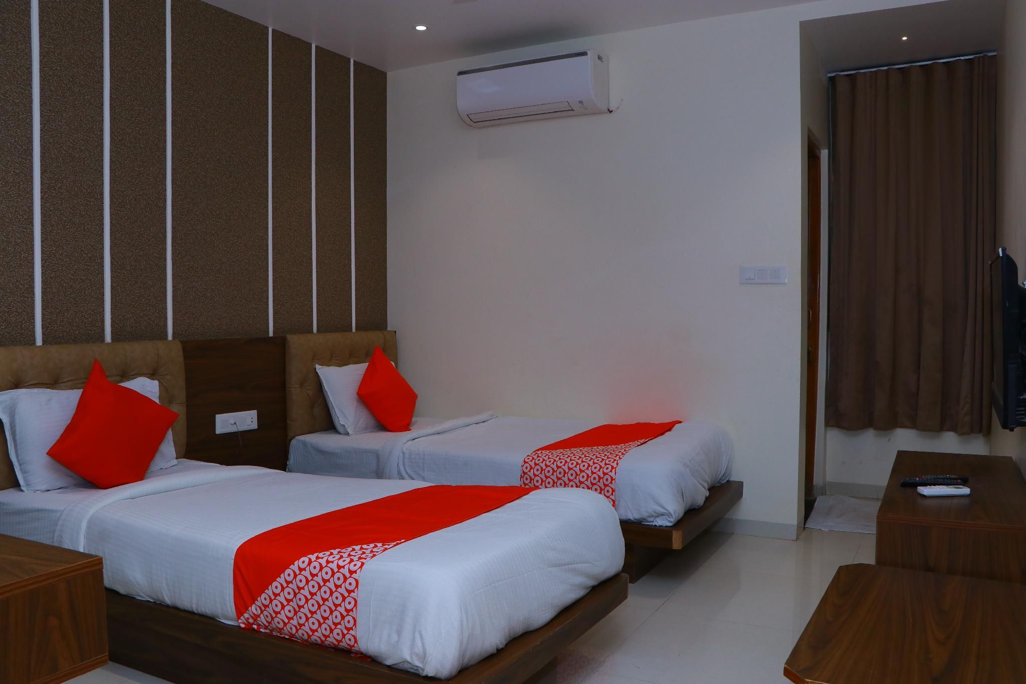 Classic Twin Room