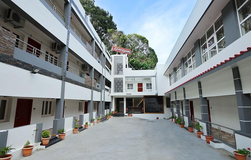 Hotel Grand Square
