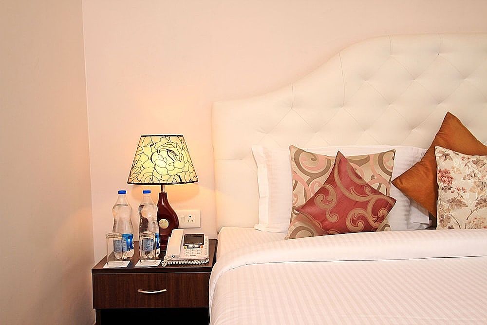 Astra Hotels - Whitefield DELUXE KING ROOM 12