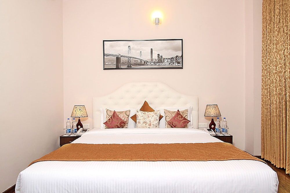 Astra Hotels - Whitefield DELUXE KING ROOM 13