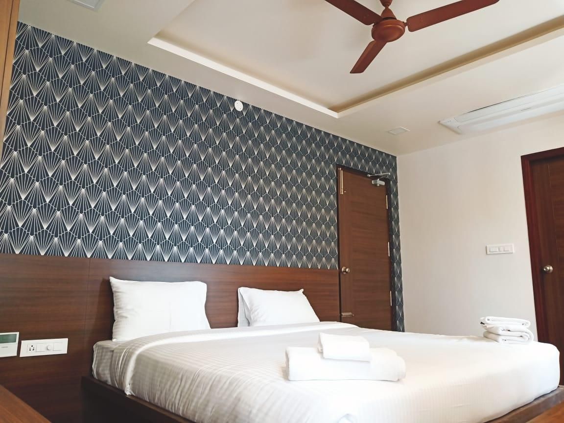 Deluxe Double - 1.Queen Bed