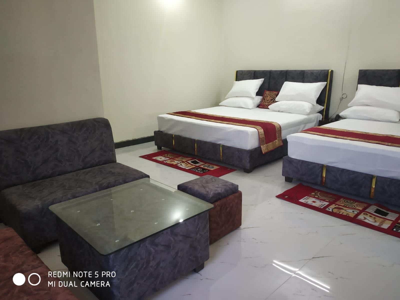 Deluxe Triple Room with Window