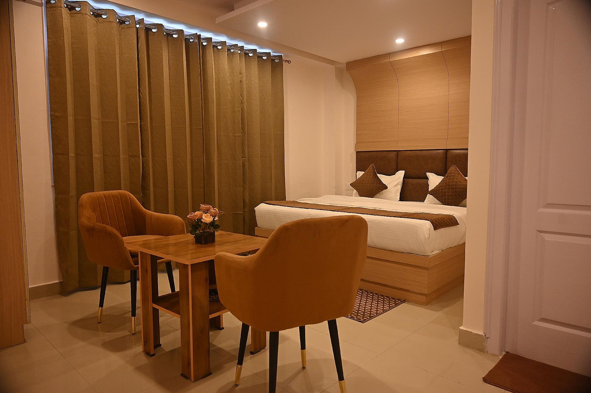 Deluxe Double Room With Window