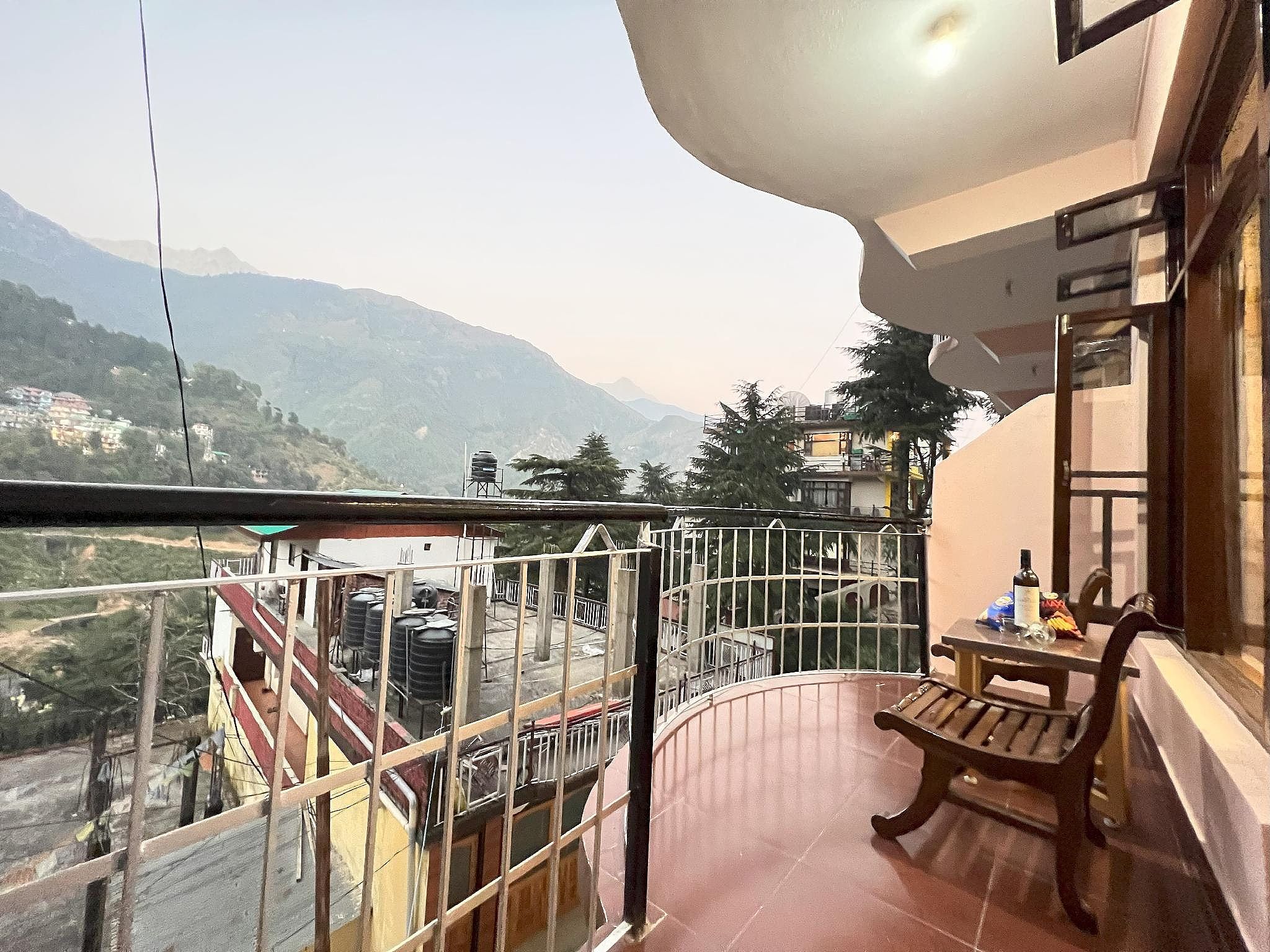 Super Deluxe Mountain View Room