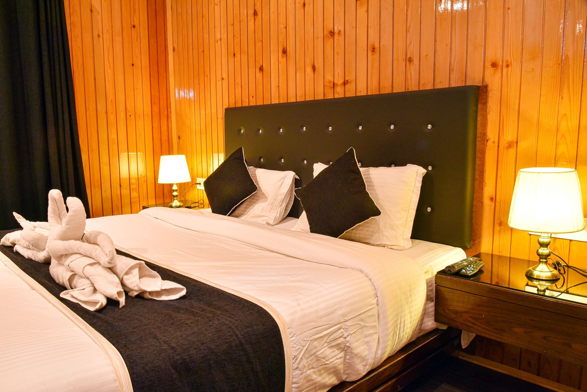 Delight The Fortuna Sapphire Resort Luxury Room 6