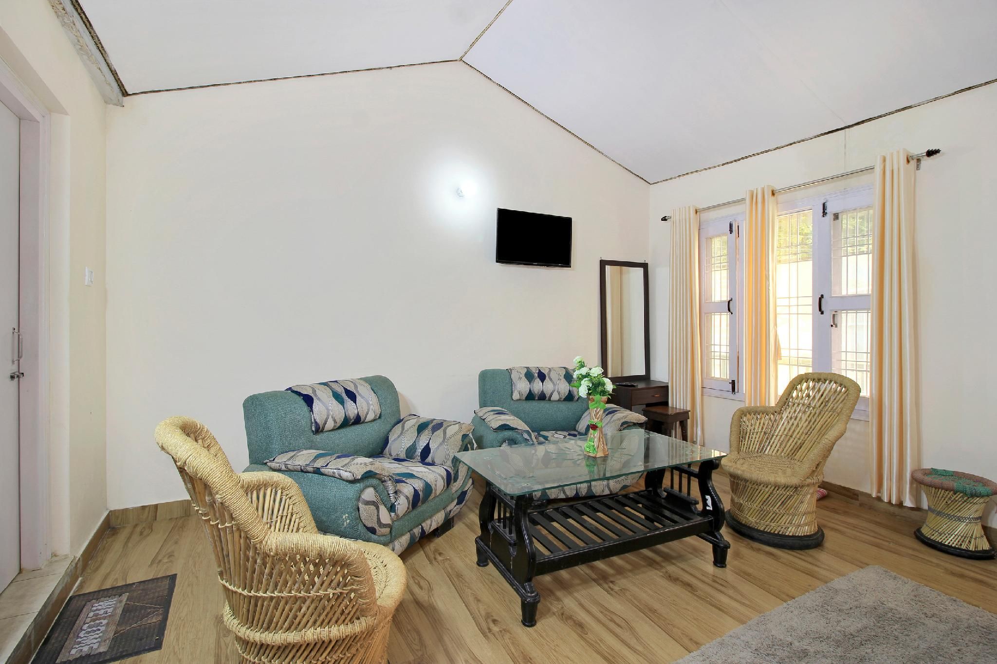 OYO Home 78469 Delightful Stay Bhimtal