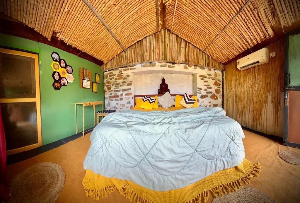 Double Room with Balcony and View