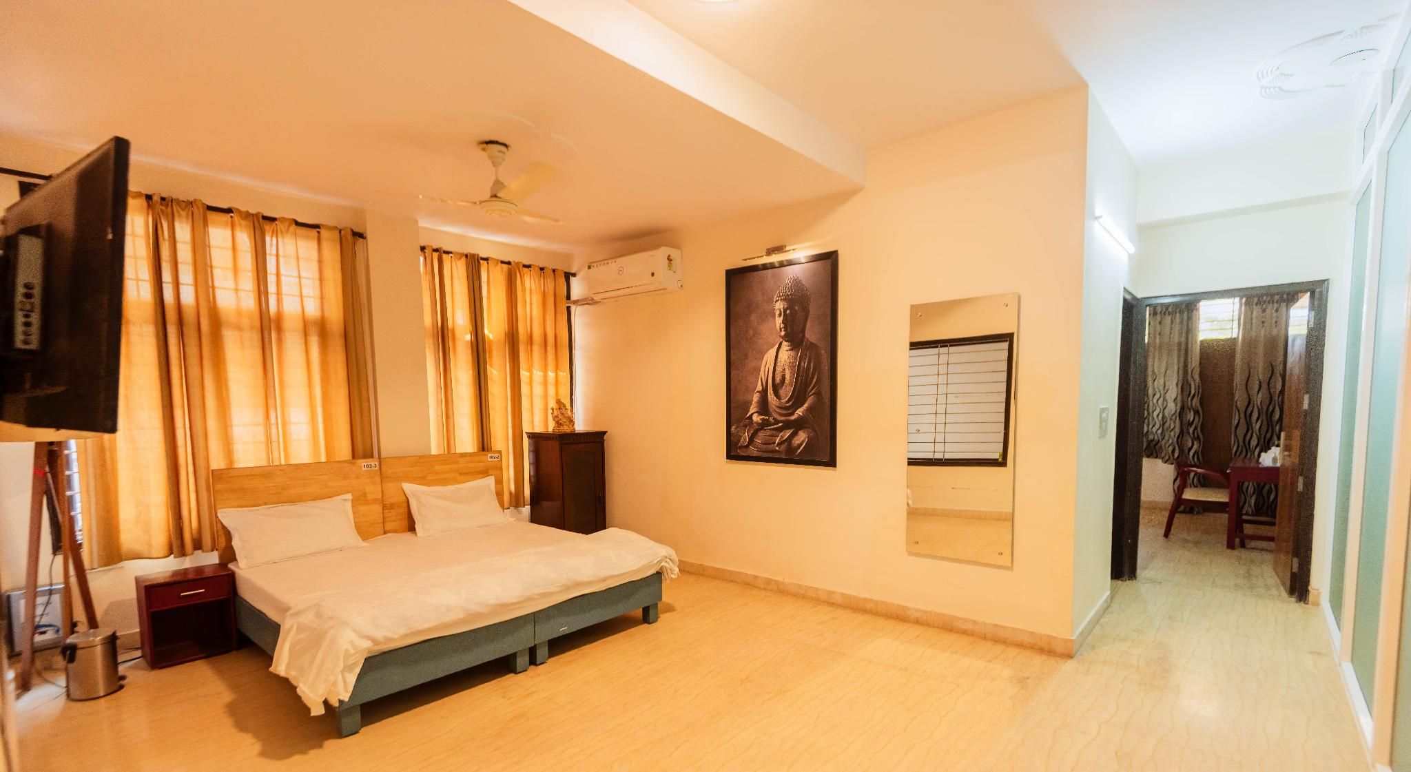 NICE Stay & Care Suite