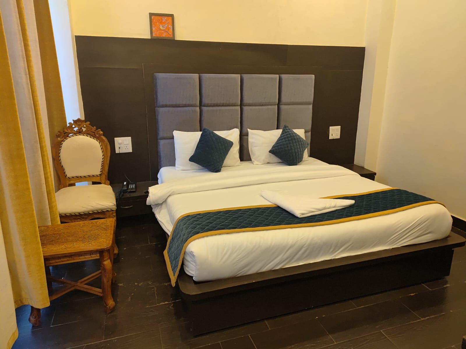 Luxury Room