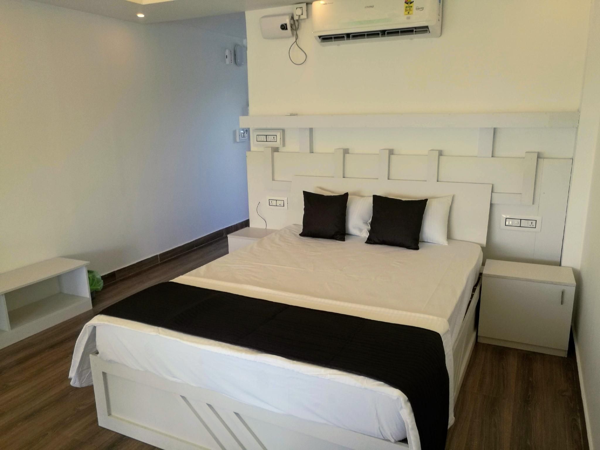 VarkalaFit by Ashoka Premier Deluxe Double