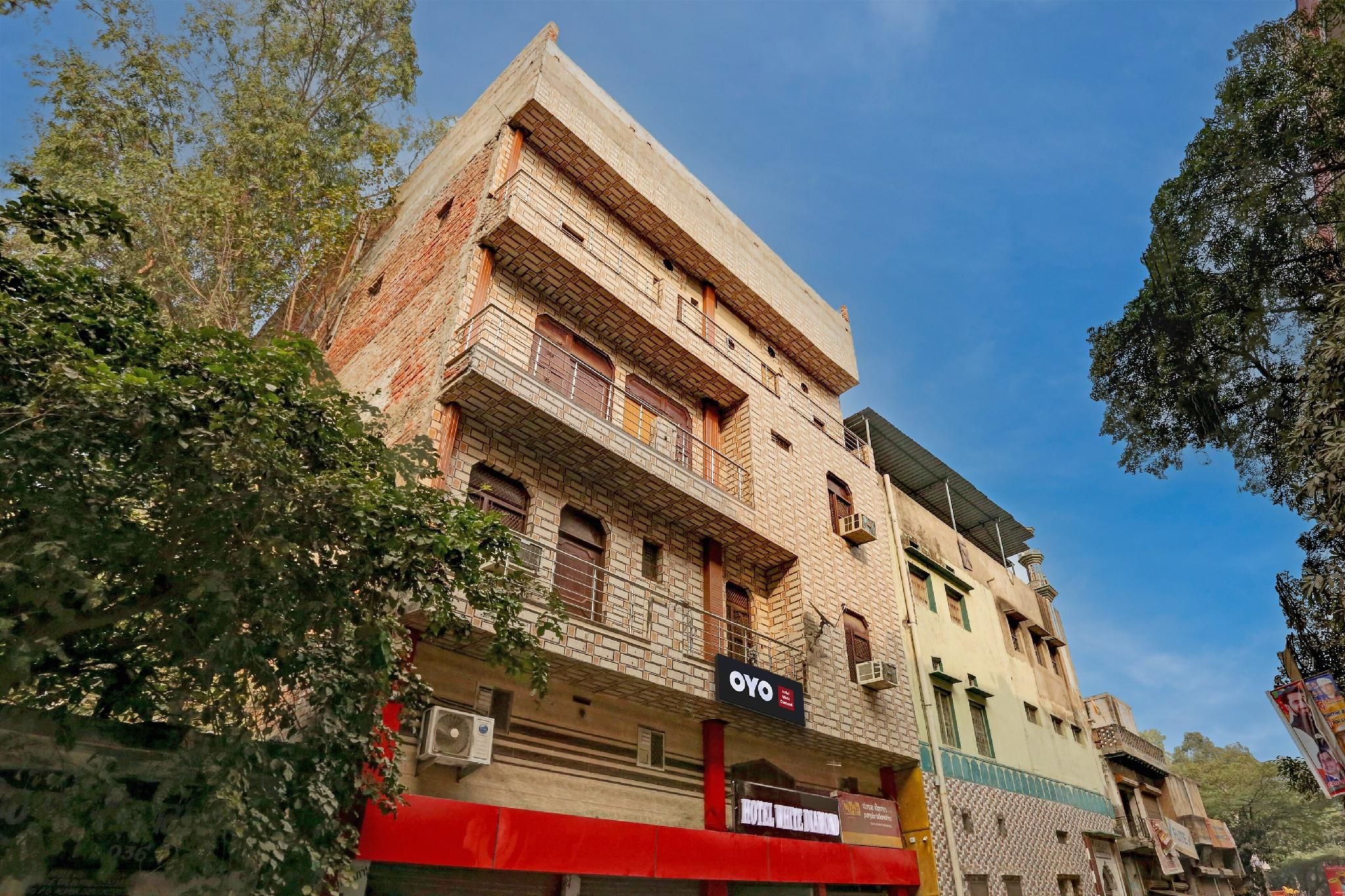 Main Image