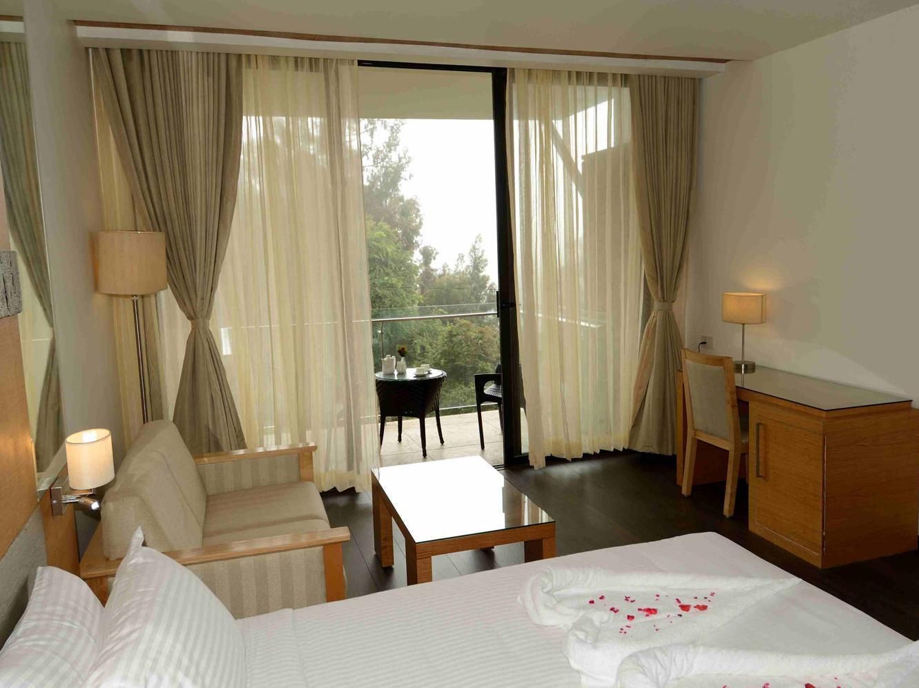 Double Room with Lake View