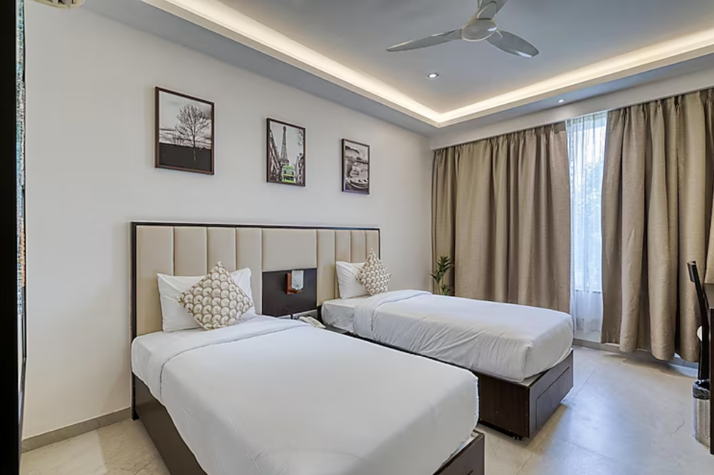 PREMIUM TWIN ROOM WITH COMPLIMENTARY WI-FI