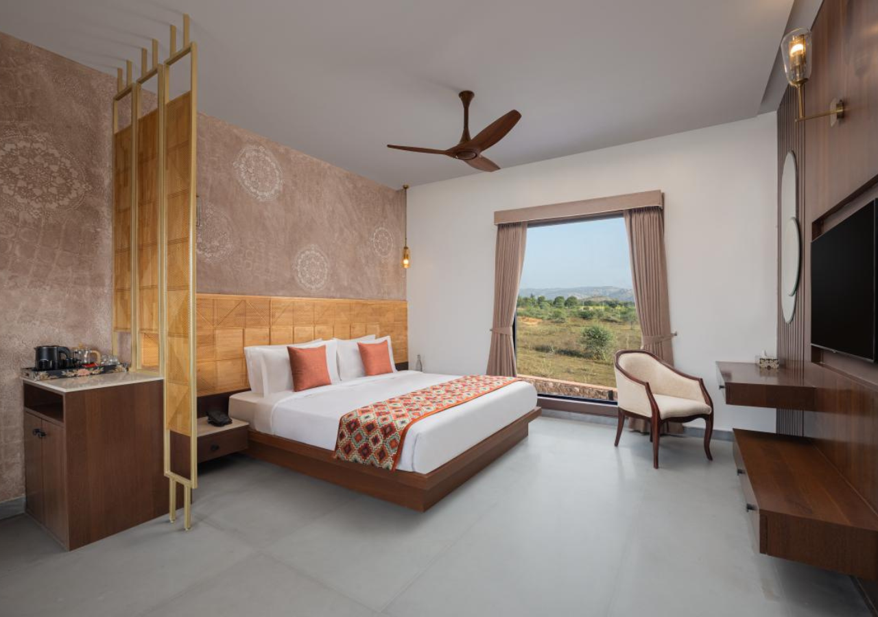 Premium Hill View Room