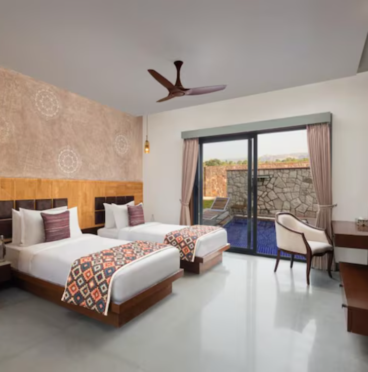 Luxury Twin room with Plunge Pool