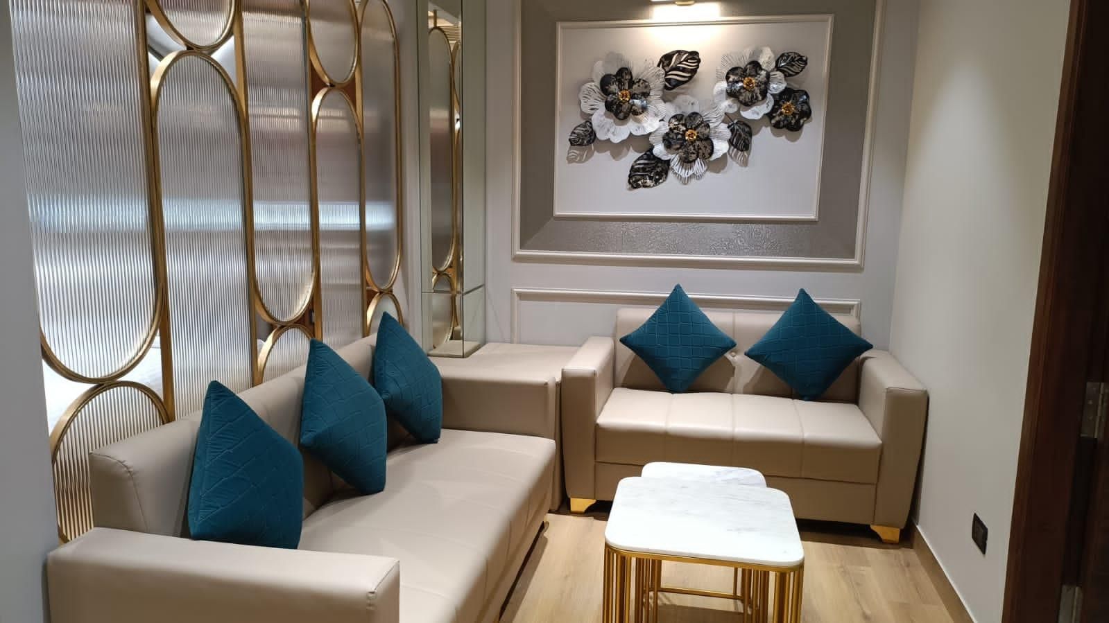 Suite 1