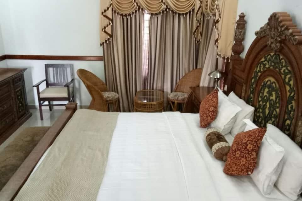 Lagoon Deluxe Room