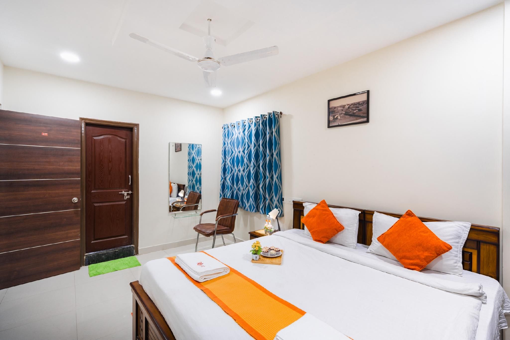 Two-Bedroom Premier Apartment