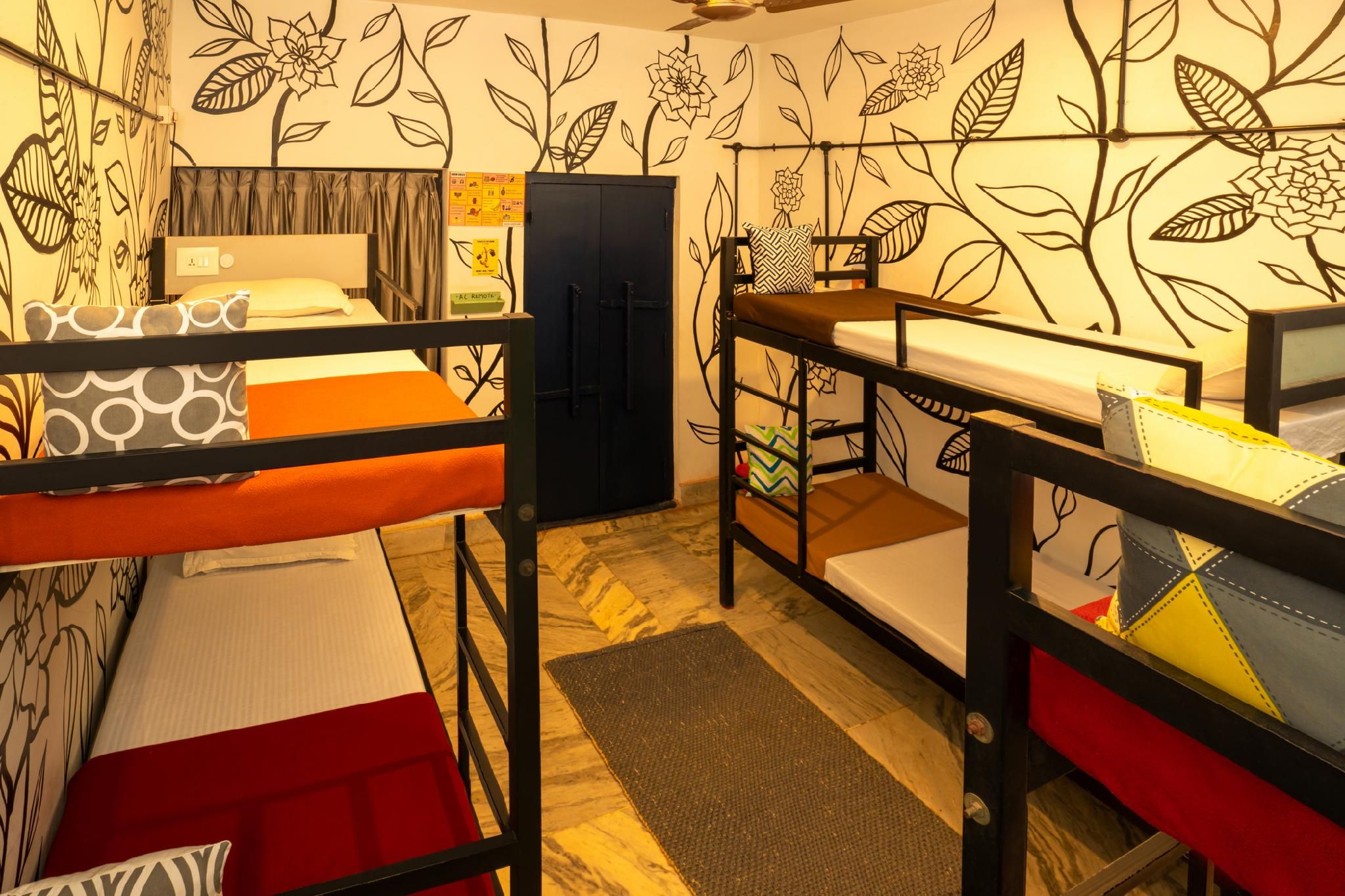 1 Person in 6-Bed Dormitory - Mixed