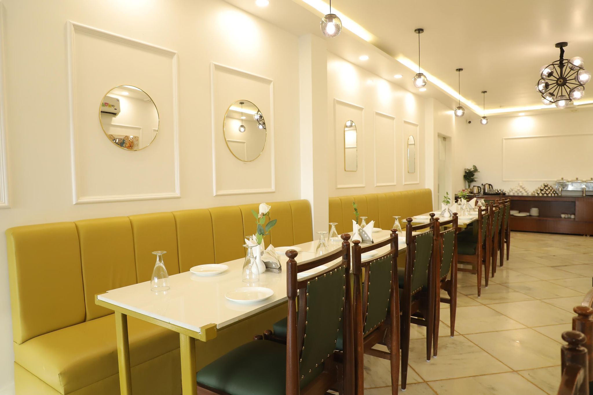Food & Dining