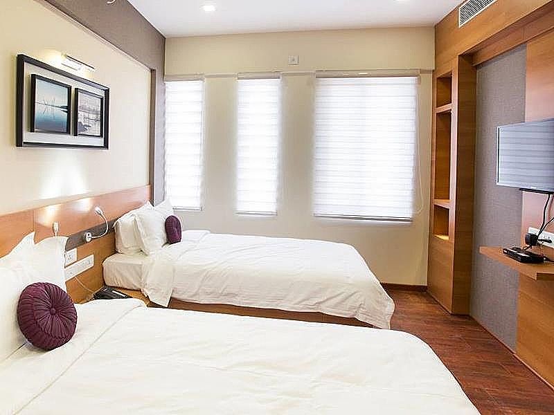 Adore Residency Vadapalani Executive Room 3