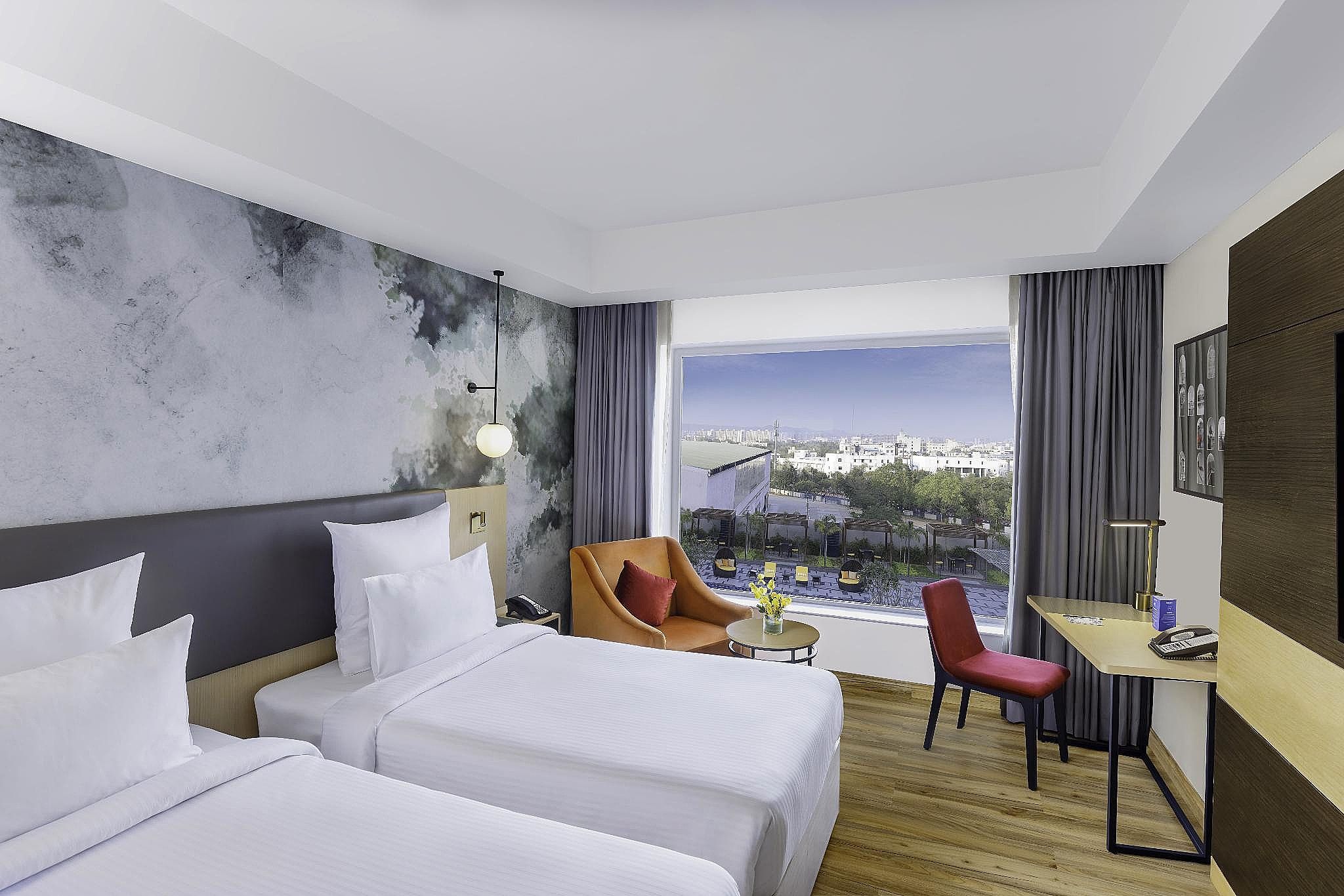 Superior Non Smoking Room with 2 single beds Pool side