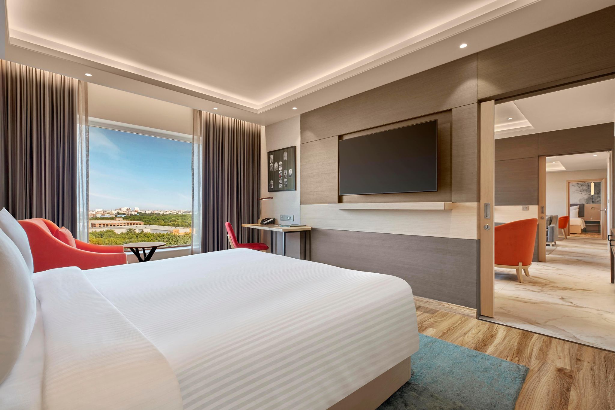 Executive Room, 1 King Bed, Non Smoking, Poolside