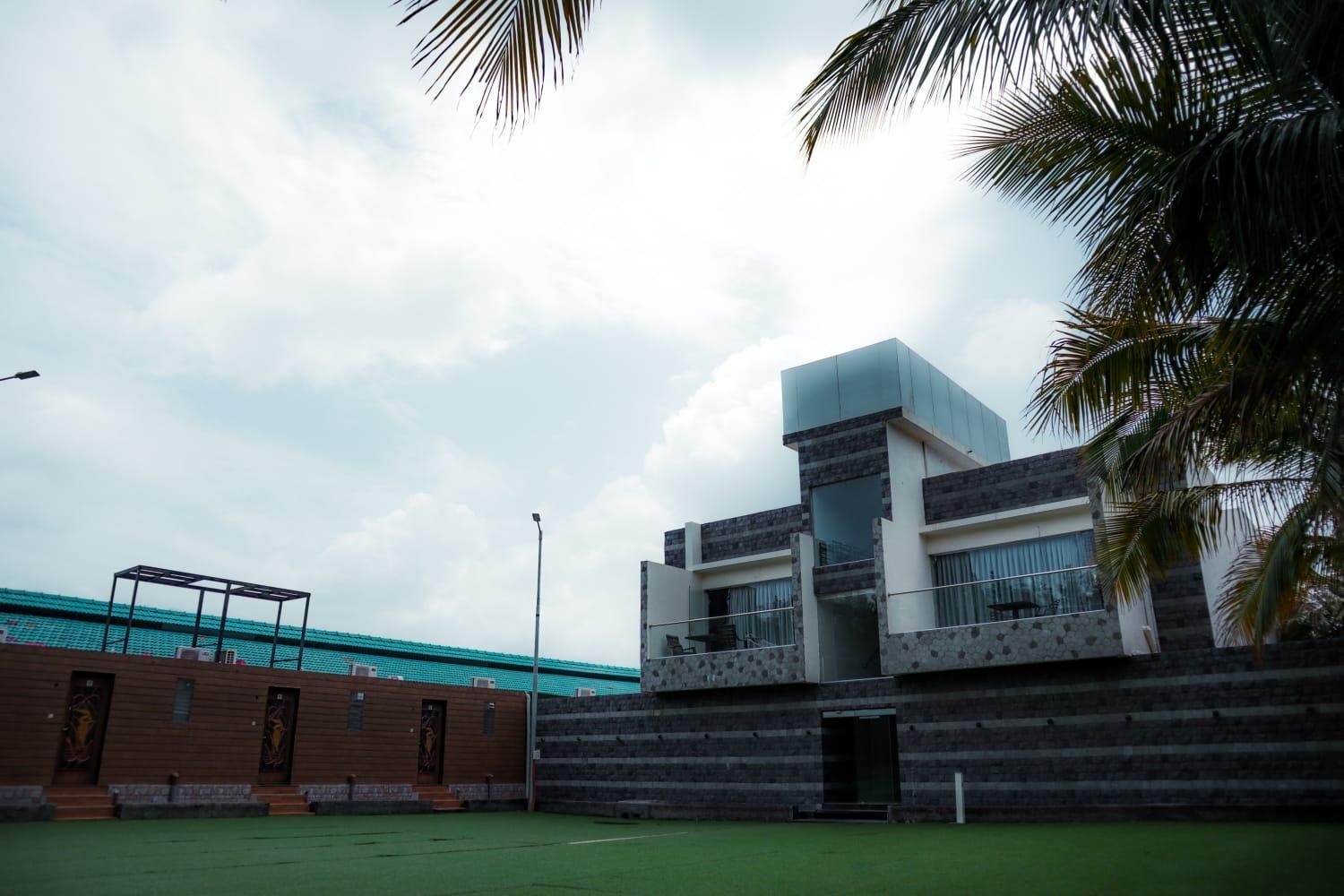 Anand Resort - A luxury Private Pool Resort in Nashik