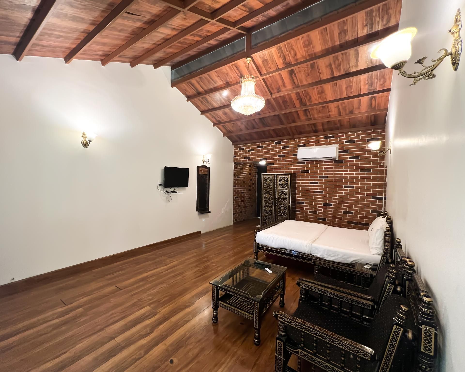 Premium Room with King Bed